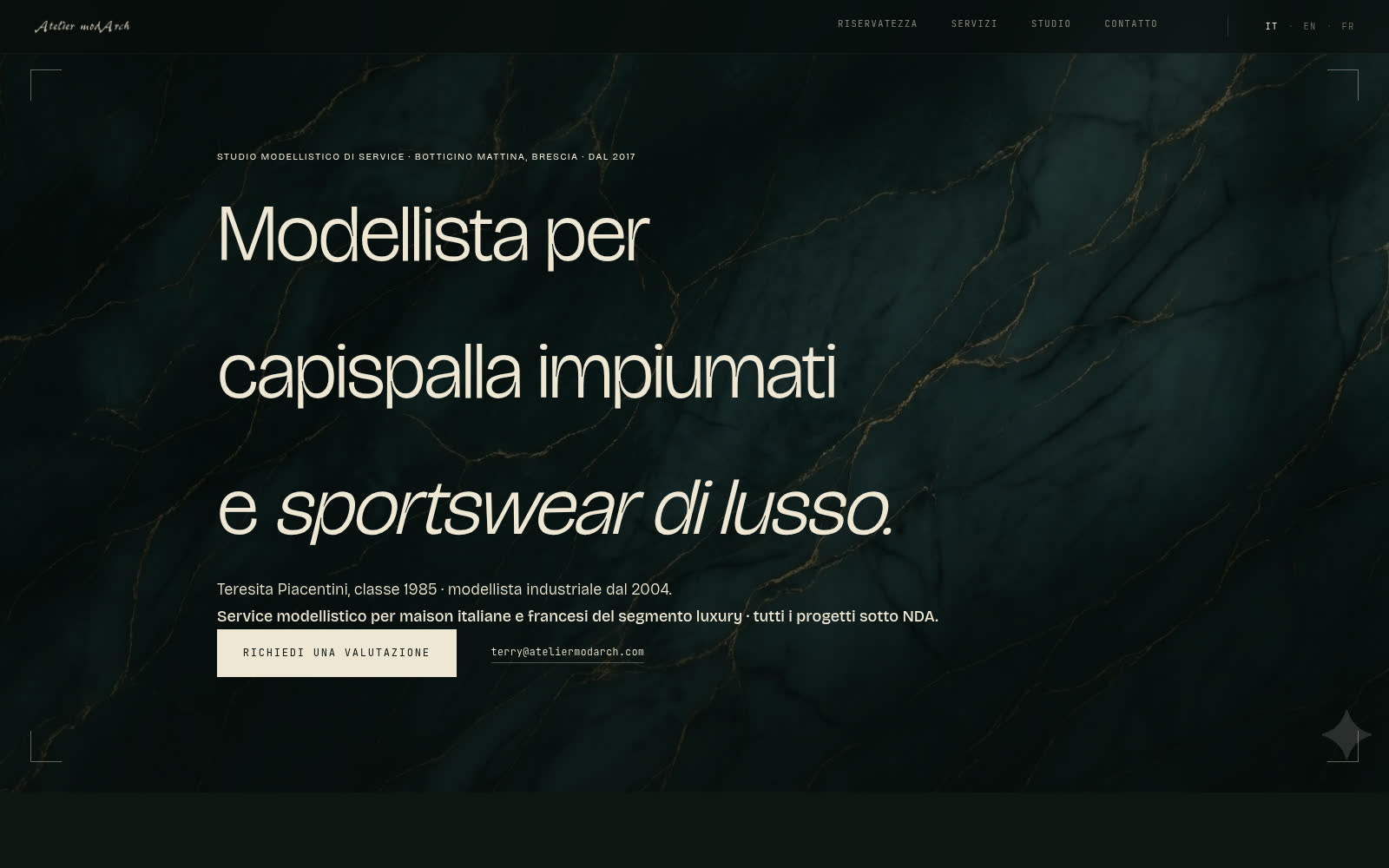 Atelier modArch · sito vetrina trilingua modellistica luxury